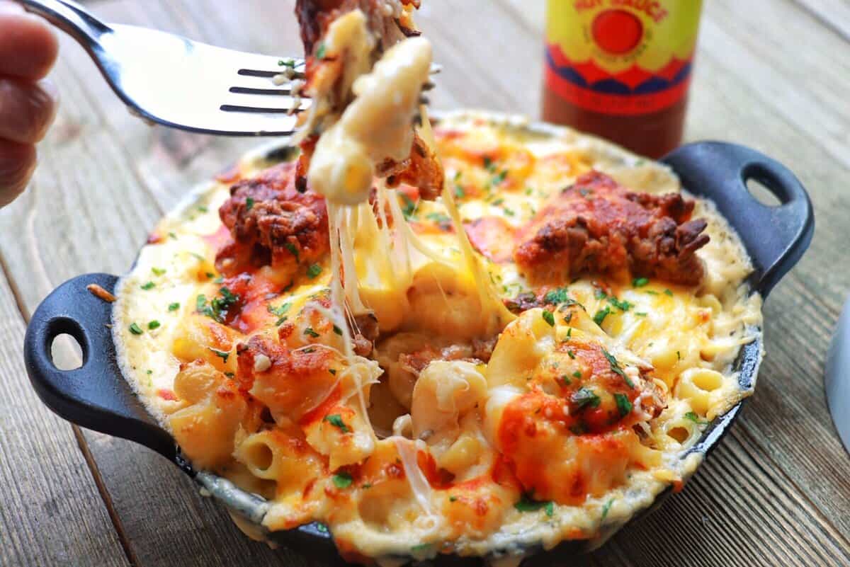 Fried Chicken Mac and Cheese
