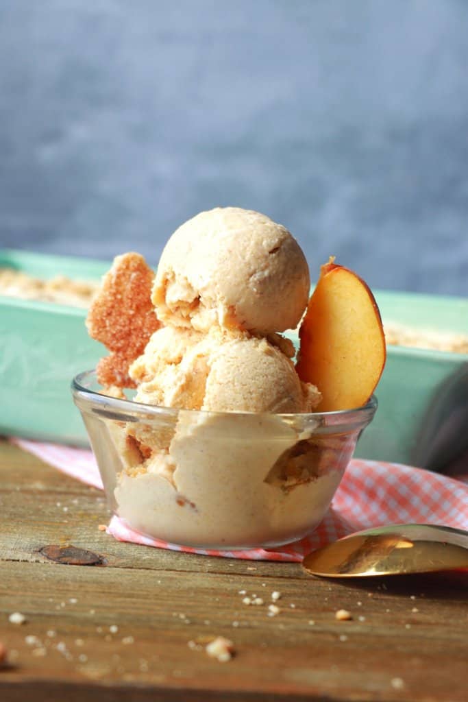 Peach Cobbler Ice Cream3