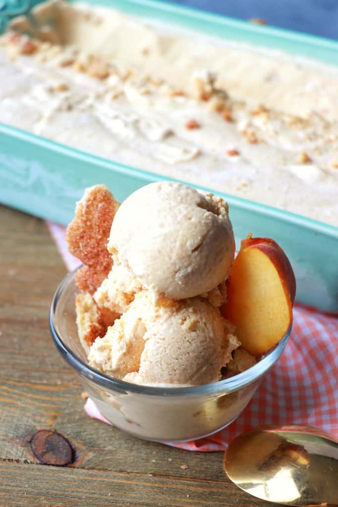 Peach Cobbler Ice Cream4
