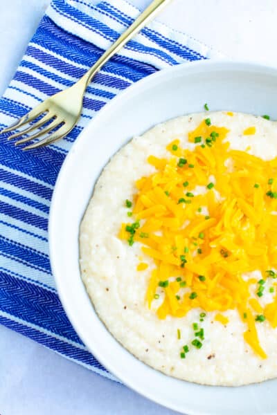 Creamy Cheddar Cheese Grits - Kenneth Temple