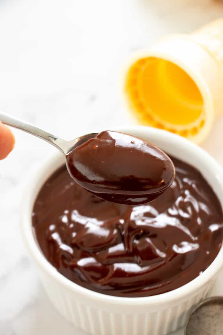 OldFashioned Hot Fudge Sauce Temple