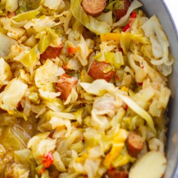 Cooked Southern Smothered Cabbage