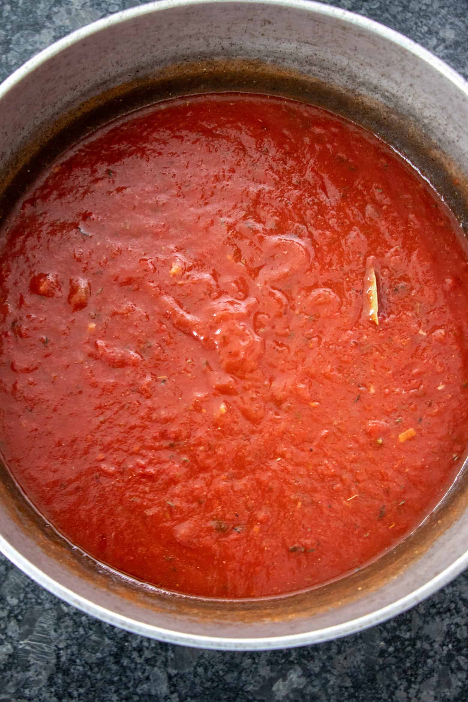 tomato sauce cooking