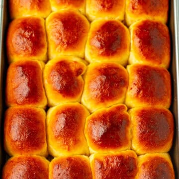 Hawaiian Dinner Rolls in a baking pan.